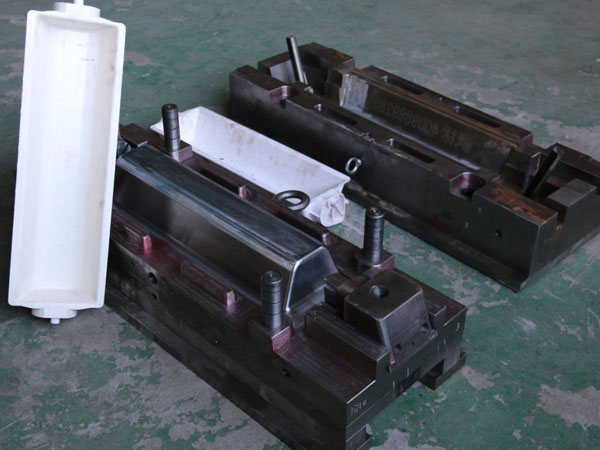 3噸大型注塑模具